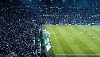 开云官方网页登录-车迷话题：你认为谁会成为冠军？