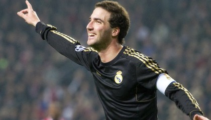 开云电竞平台-德国骑手多米安·米歇尔斯在2024年巴黎奥运会盛装舞步比赛中获得第六名，展现坚韧精神。